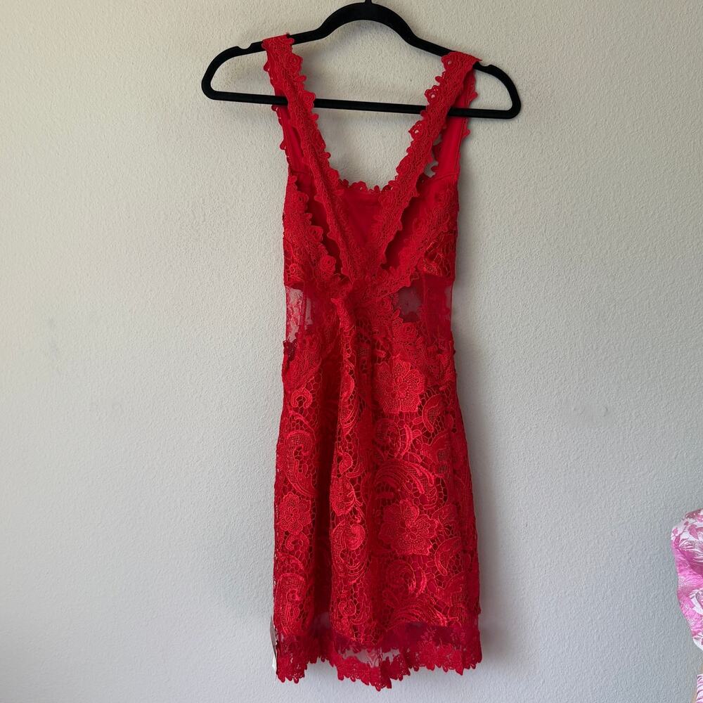 Venus Red Lace Mesh Cut Out Mini Dress NEW NWT Size S - Picture 3 of 5